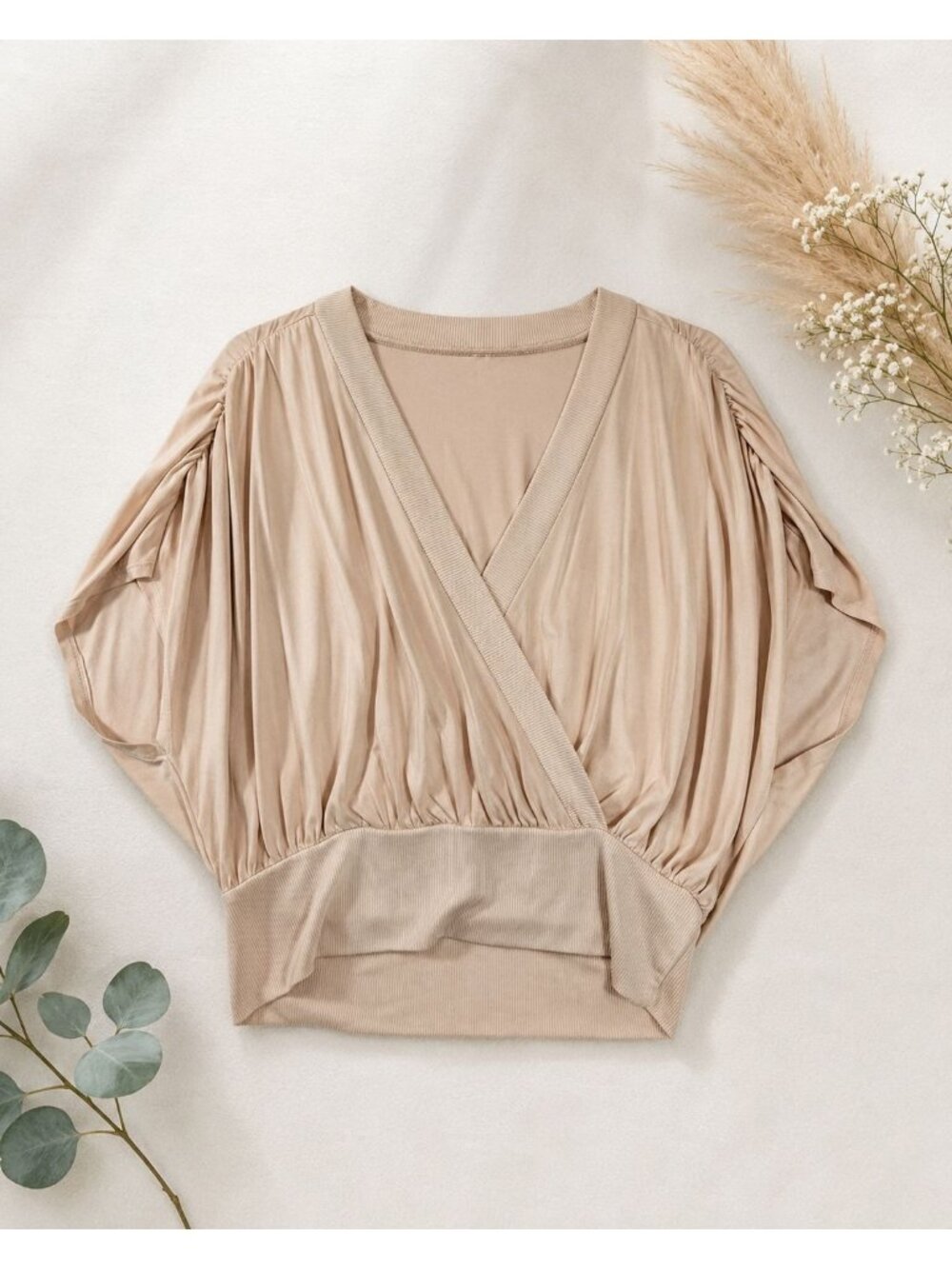 BCBGMAXAZRIA Women’s M Beige Surplice‎ Dolman Sleeve Banded Hem Blouse
